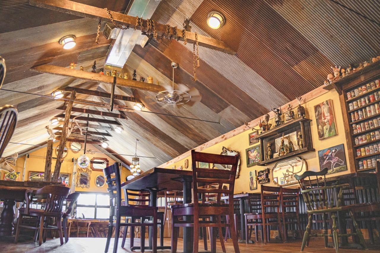 The Porch & Voodoo Lounge, Bar & Fire Kitchen.